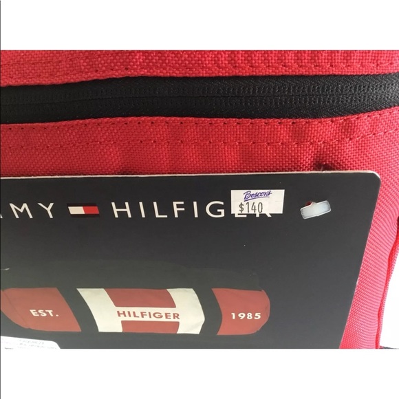 ‼️SOLD -OUT - ‼️ TOMMY HILFIGER DUFFLE TRAVEL BAG - Picture 6 of 8
